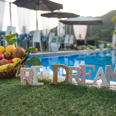 Frühstückspension Re Dream A Tema - *
