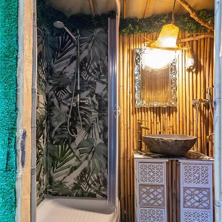 Re Dream Luxury A Tema Bed & Breakfast *